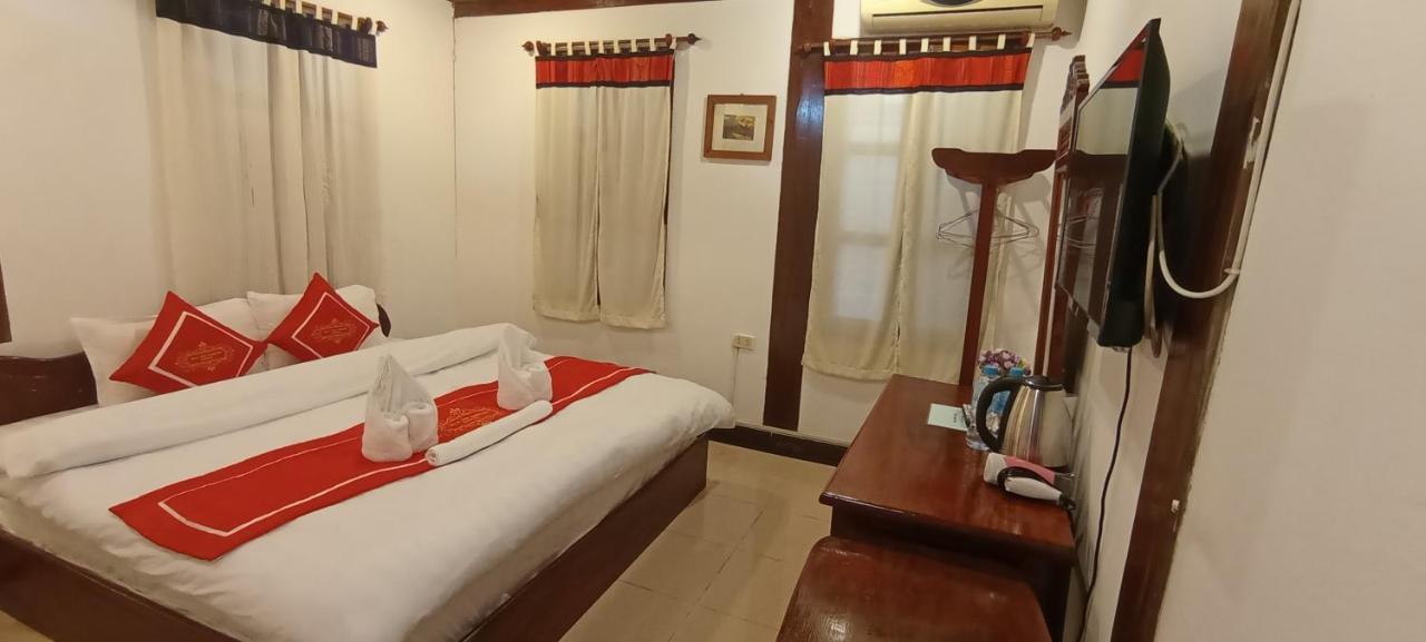 Villa Ouis Namkhan Riverside Luang Prabang Exterior photo